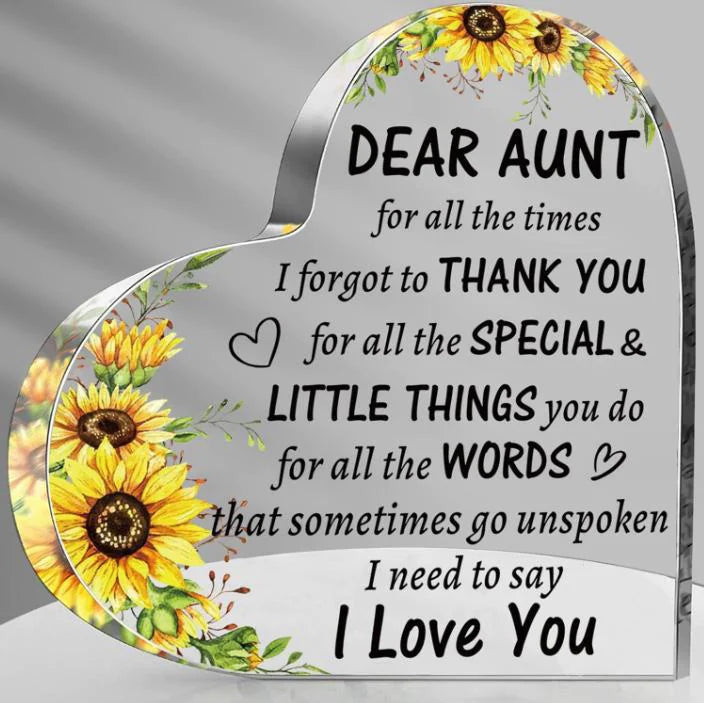 Heart Acrylic Table Decor – Mother's & Father's Day
