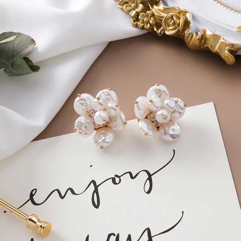 Vintage Baroque 3D Pearl Flower Earrings
