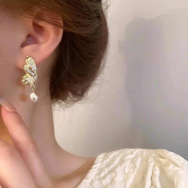 S925 Silver Butterfly Pearl Earrings - French Retro Style